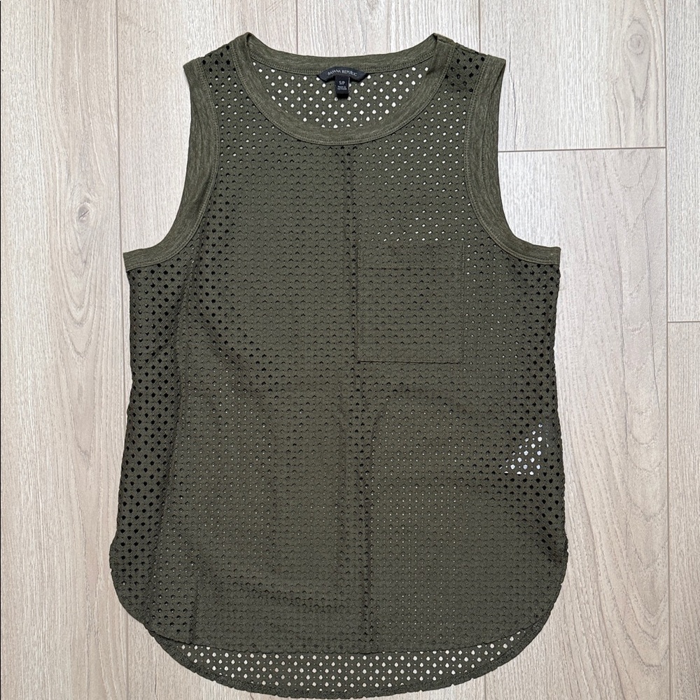 Womens Banana Republic olive green tank top size S